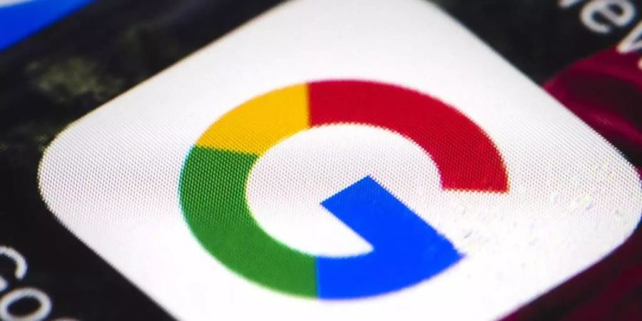 Ein Gutachten sieht einen möglichen Verstoss gegen die Pressefreiheit in der Kooperation der Bundesregierung mit Google bei Gesundheits-Informationen. Foto: Matt Rourke/dpa