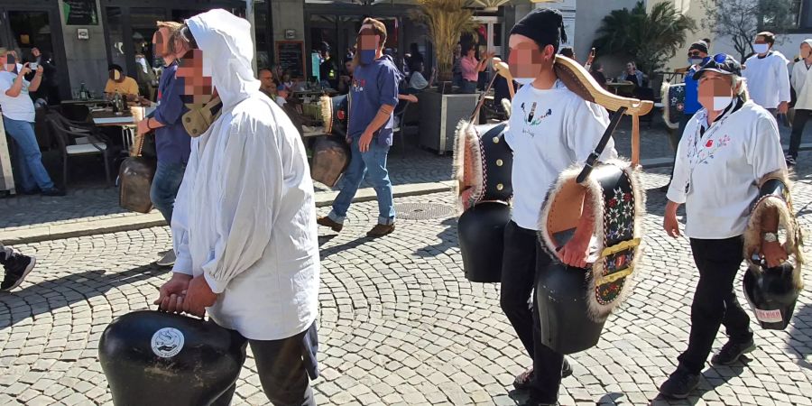 Am Protestzug mit dabei: Glocken.