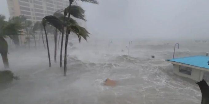 Hurrikan «Ian» tobt in Fort Myers. Hurrikan Ian