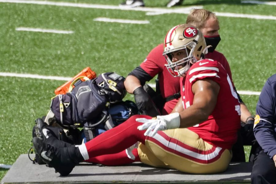 Auch Teamkollege und Defensive Tackle Solomon Thomas erleidet die gleiche Verletzung.