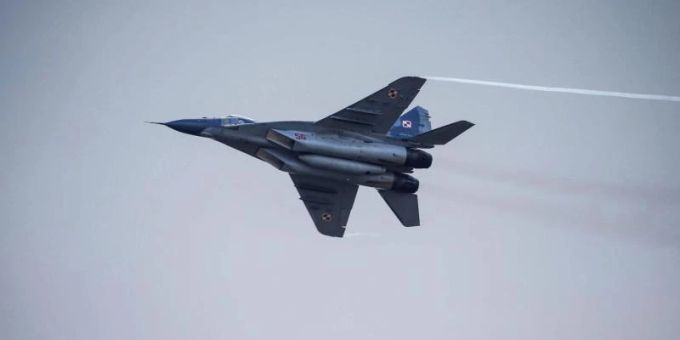 Polnische Kampfflugzeuge für die Ukraine? Die USA sehen den Vorschlag kritisch. Foto: Michael Walczak/PAP/dpa Polnische Kampfflugzeuge für die Ukraine? Die USA sehen den Vorschlag kritisch. Foto: Michael Walczak/PAP/dpa