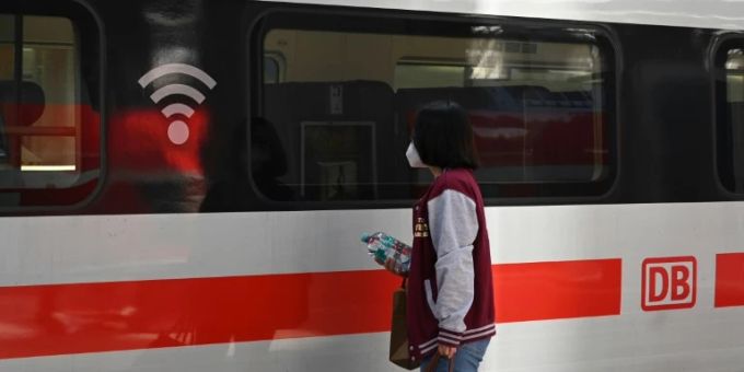 ICE der deutschen Bahn ICE der deutschen Bahn