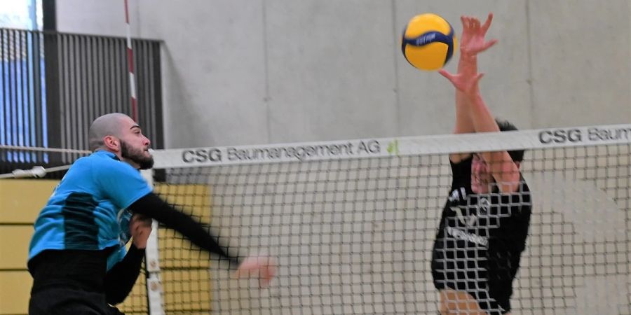 Traktor Basel gewinnt gegen Volley Uni Bern Oberdiessbach