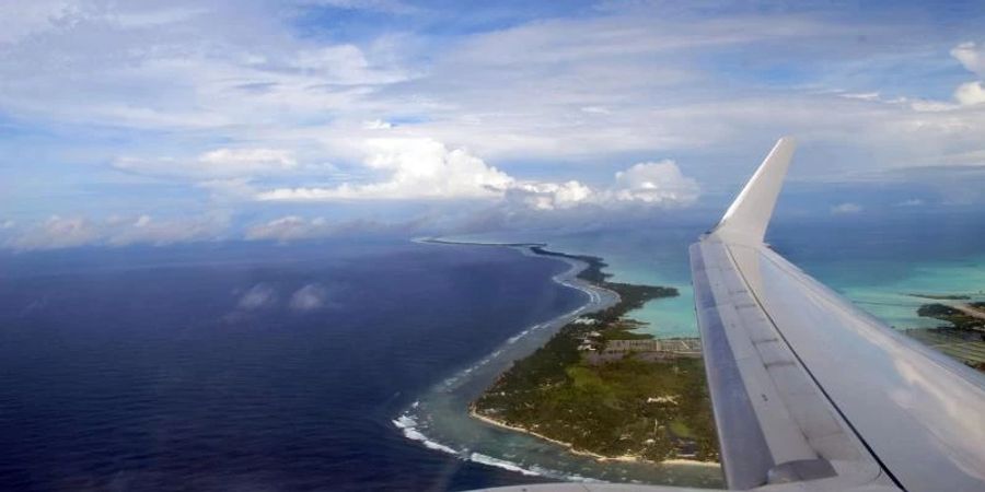 Blick auf Tarawa, die Hauptinsel des Pazifikstaats Kiribati. Foto: picture alliance / Christiane Oelrich/dpa