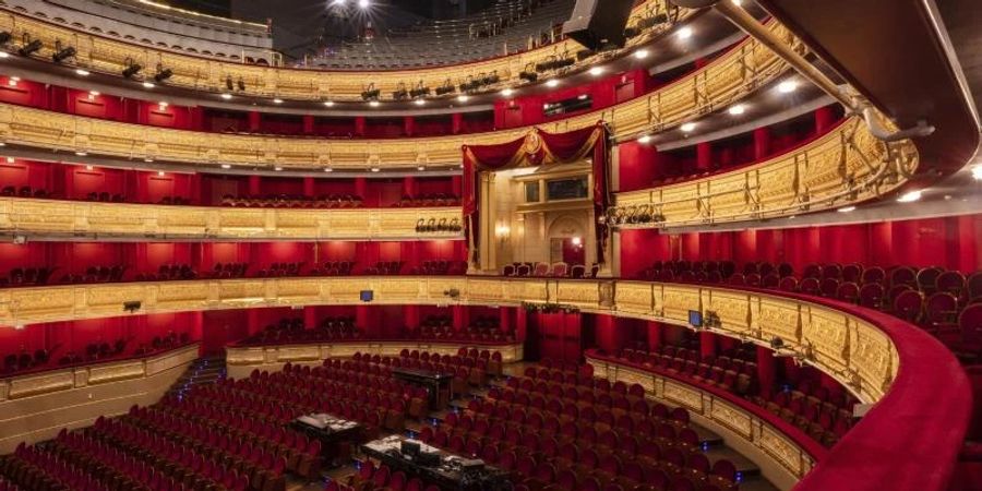 Blick ins Teatro Real in Madrid. Foto: Bernat Armangue/AP/dpa