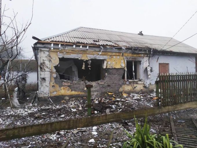 Viele Häuser in der besetzten Stadt Mariupol sind zerstört. Ukraine-Krieg