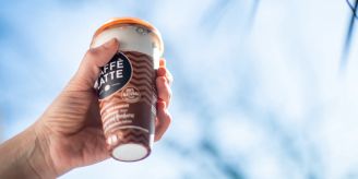 Genussmagazin - Bis zu sieben Zuckerwürfel in einem Becher Fertigkaffee Genussmagazin - Bis zu sieben Zuckerwürfel in einem Becher Fertigkaffee