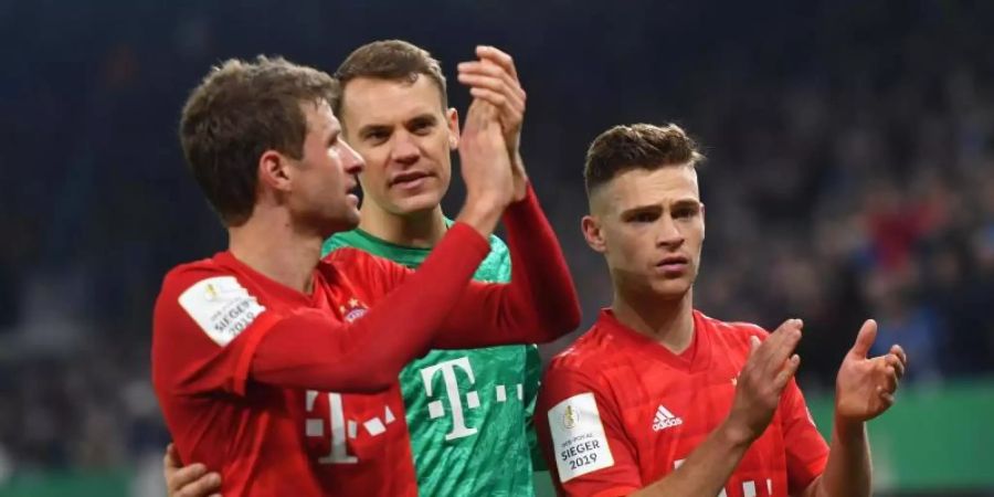 Die Spieler des FC Bayern München verzichten auf 20 Prozent ihrer Gehälter. Foto: Bernd Thissen/dpa