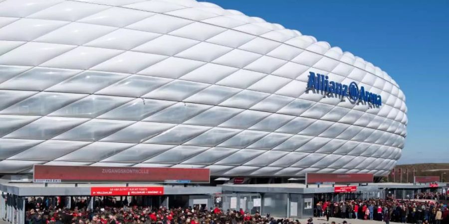 Auch dem FC Bayern München drohen wegen des Coronavirus Spiele ohne Zuschauer. Foto: Sven Hoppe/dpa