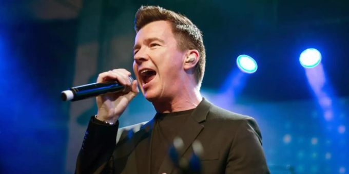 Der britische Popsänger Rick Astley. rick astley
