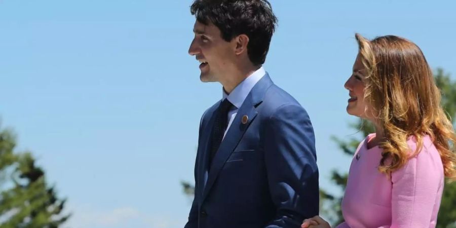 Justin Trudeau und seine Frau Sophie Grégoire Trudeau isolieren sich. Foto: Michael Kappeler/dpa