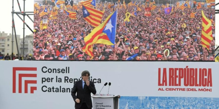 Carles Puigdemont bei seinem Auftritt in Perpignan