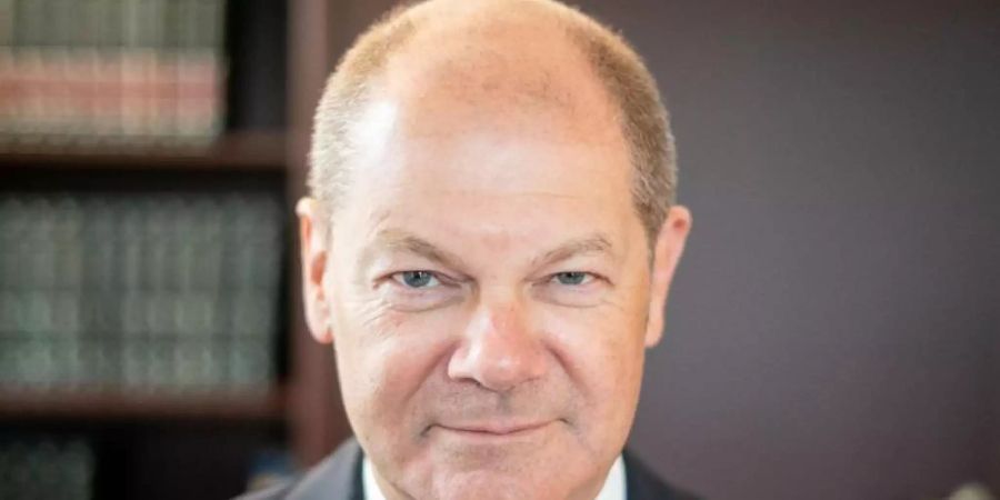 Will hochverschuldeten Kommunen mit Bundesgeld helfen: Finanzminister Scholz. Foto: Kay Nietfeld/dpa