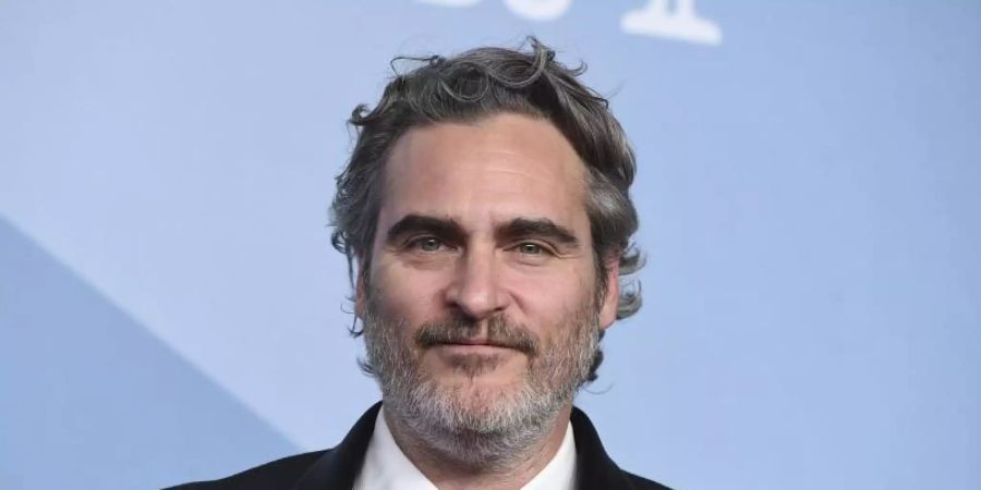 Beim festlichen Governors Ball nach der Oscar-Verleihung soll das Menü zu 70 Prozent vegan sein - Joaquin Phoenix wird es freuen. Foto: Jordan Strauss/Invision/AP/dpa