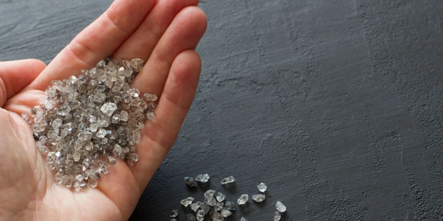 Die Herkunft von Rohdiamanten ist meist ein streitbares Thema.