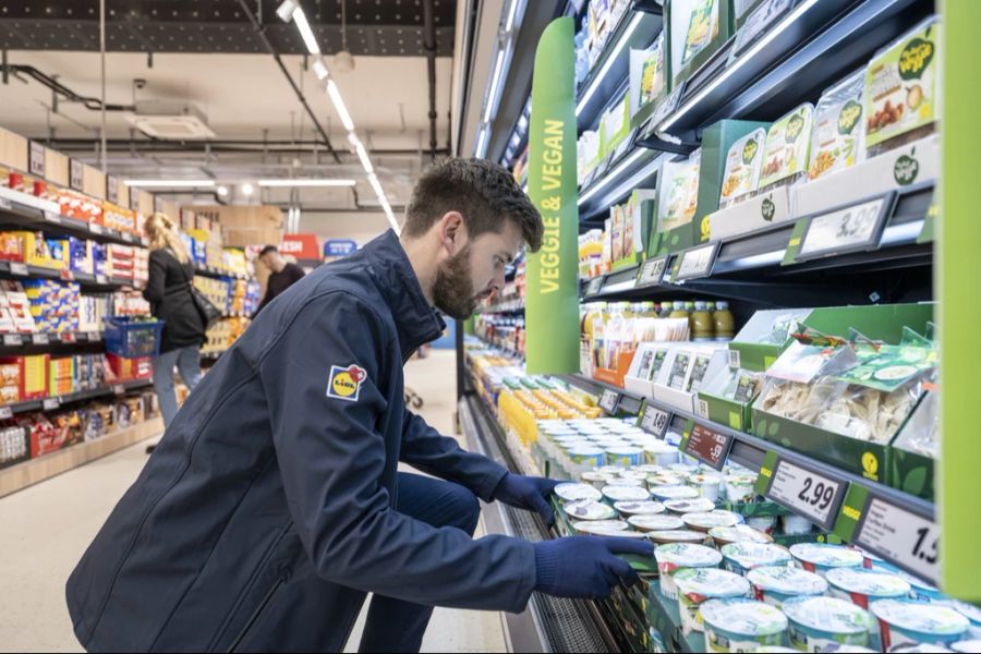 Auch der Detailhandel ist betroffen – er spürt die kleinere Kaufkraft. (Symbolbild)