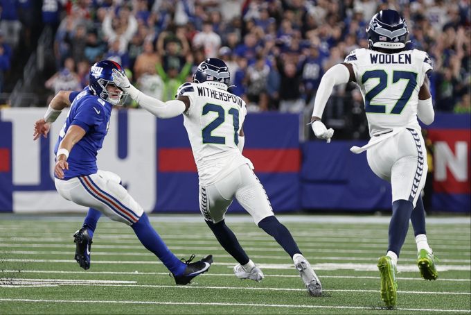 Devon Witherspoon glänzt im Spiel gegen die Giants. Devon Witherspoon