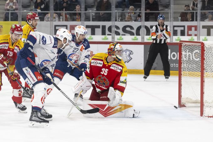Die ZSC Lions schaffen gegen den EHC Biel noch die Wende. ZSC Lions EHC Biel