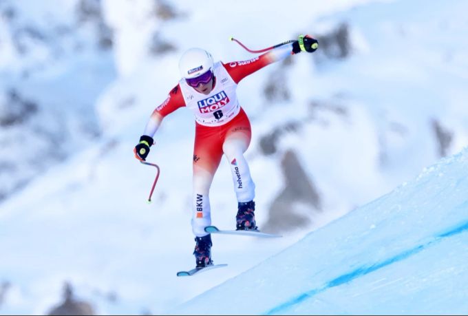 Jasmine Flury Gewinnt Die Abfahrt Von Val D'Isère Vor Joana Hählen | Nau.ch