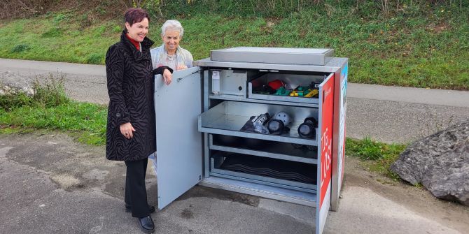 Geöffnete Sportbox