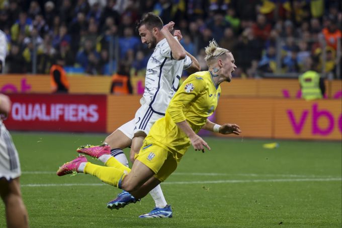 Mykhaylo Mudryk und die Ukraine sind nach dem 0:0 gegen Italien unzufrieden. EM 2024