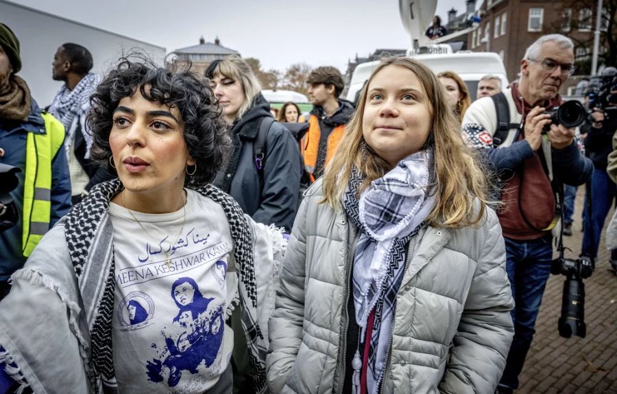 An der Klimademonstration beteiligten sich nach Angaben der Veranstalter rund 85'000 Menschen; sie sei damit die bisher grösste derartige Demo in den Niederlanden gewesen.