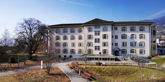 Aussenansicht der Psychiatrie Sarnen. Sarnen