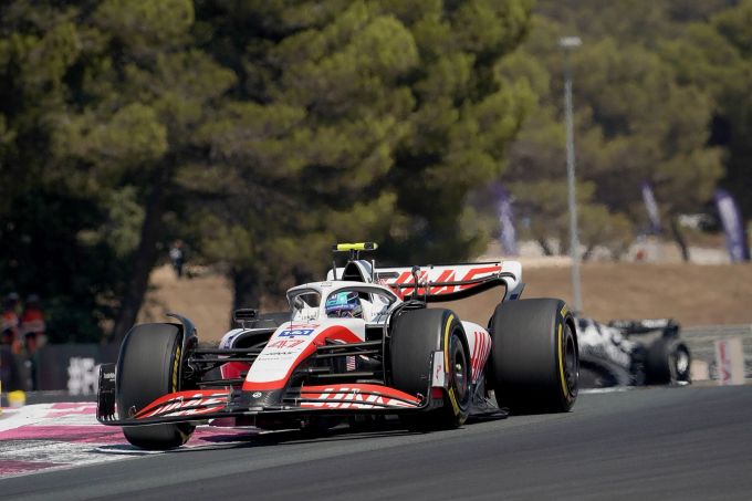 Noch ist unsicher, ob Mick Schumacher auch im nächsten Jahr in der Formel 1 fahren darf. Mick Schumacher
