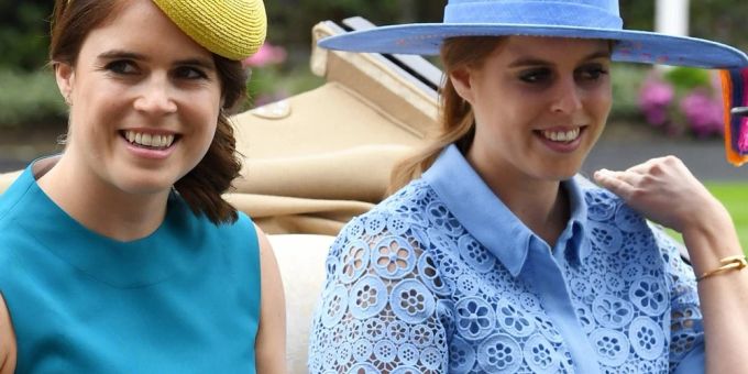 Prinzessin Eugenie (links) und ihre Schwester Beatrice lassen das royale Weihnachtsfest sausen. (Archivbild) Eugenie Beatrice
