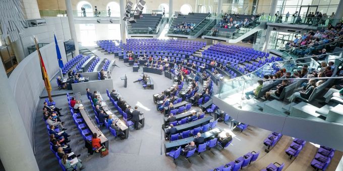 Der Bundestag streicht eine komplette Sitzungswoche, weil nach dem Ampel-Aus keine Haushaltsberatungen stattfinden. (Archivbild) Deutscher Bundestag