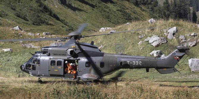 Super Puma Helikopter Luzern