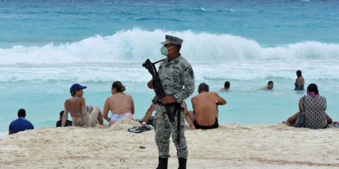 Urlaub unter Armeeschutz in Mexiko Urlaub unter Armeeschutz in Mexiko