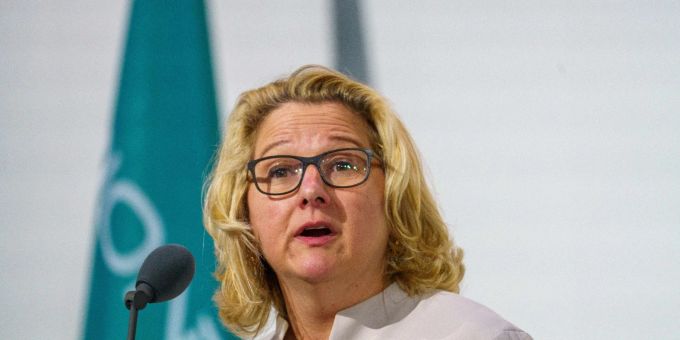 Als der russische Ressortchef das Wort ergriff, suchte sie das Weite: Svenja Schulze. Als der russische Ressortchef das Wort ergriff, suchte sie das Weite: Svenja Schulze.