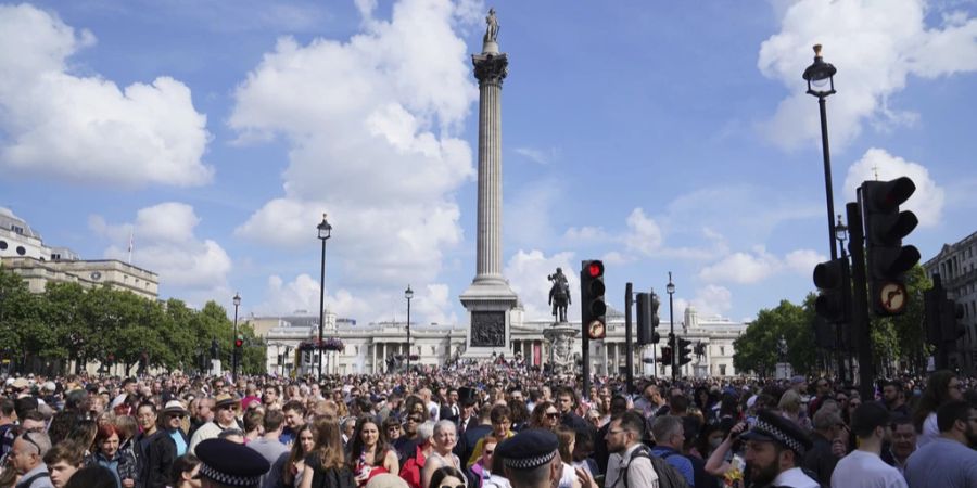 trafalgar square