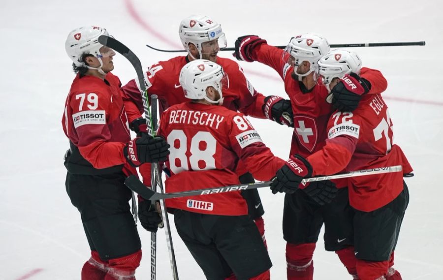 Die Schweiz gewinnt auch das vierte Spiel an der Eishockey-WM.