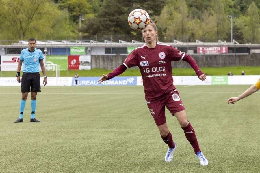 Die Genferin steht bei ihrem Heimatclub Servette FC Chênois Féminin unter Vertrag.