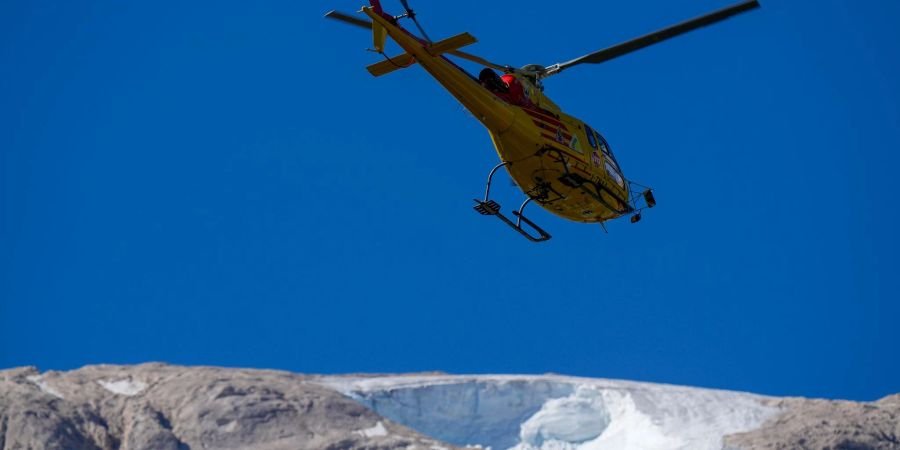 Den massiven Gletscherabbruch in den Dolomiten führen Klimaforscher auf ungewöhnlich hohe Temperaturen zurück. Für Bergführer ist ein solches Ereignis oft schwer vorhersehbar.