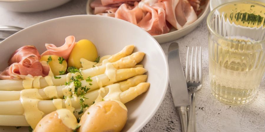 Spargel-Menu