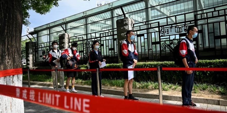 Schüler in China warten auf Beginn der Gaokao-Prüfungen