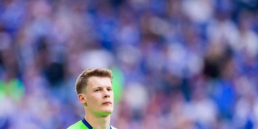 Schalkes Alexander Nübel gilt als Favorit auf den Platz im U21-Tor. Foto: Rolf Vennenbernd