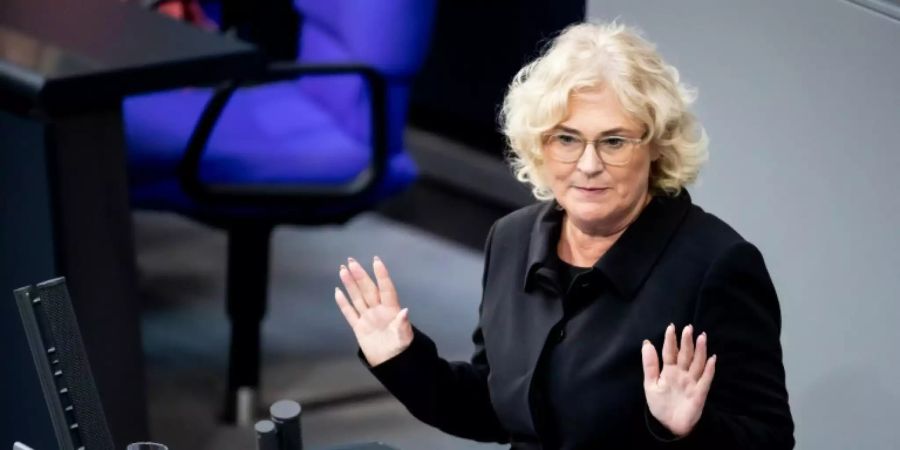 Christine Lambrecht im Bundestag