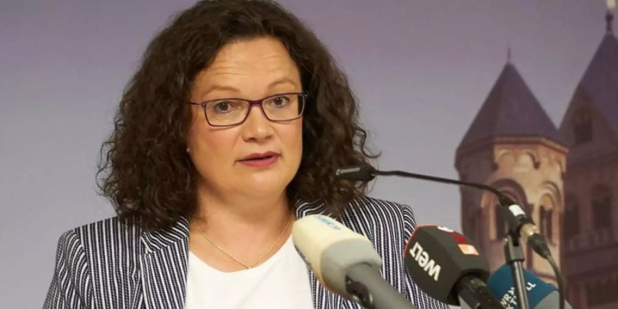 Andrea Nahles, ehemalige Vorsitzende der SPD, bei ihrem Vortrag im Kloster Maria Laach in der Eifel. Foto: Thomas Frey