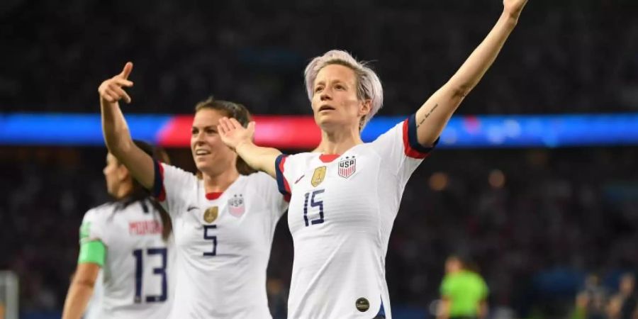 US-Starspielerin Megan Rapinoe (r) ist dabei WM-Geschichte zu schreiben. Foto: Brad Smith/ISIPhotos via ZUMA Wire