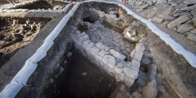 Die Reste einer mindestens 1500 Jahre alten Kirche in der Nähe des Sees Genezareth in Nordisrael. Foto: Zachary Wong/Akademische Genezareth-Hochschule Die Reste einer mindestens 1500 Jahre alten Kirche in der Nähe des Sees Genezareth in Nordisrael. Foto: Zachary Wong/Akademische Genezareth-Hochschule