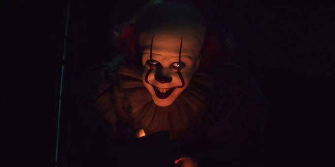 Dieses von Warner Bros. Pictures veröffentlichte Bild zeigt Bill Skarsgard als Pennywise. «It: Chapter 2»