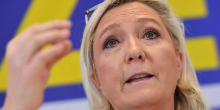 Marine Le Pen bei ihrer Rede in Brüssel