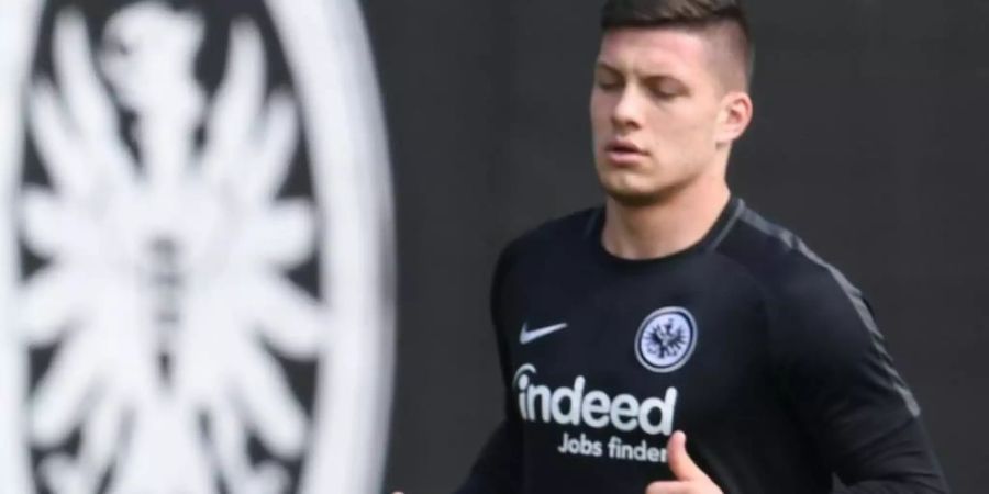 Eintracht Frankfurt zieht die Kaufoption für Luka Jovic. Foto: Arne Dedert/dpa