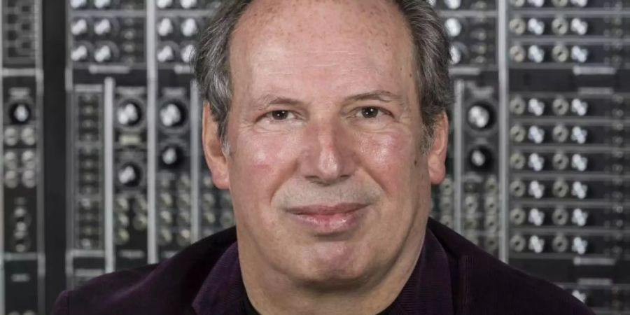 Hans Zimmer schaut voller Pessimismus in die Zukunft. Foto: Willy Sanjuan/Invision/AP