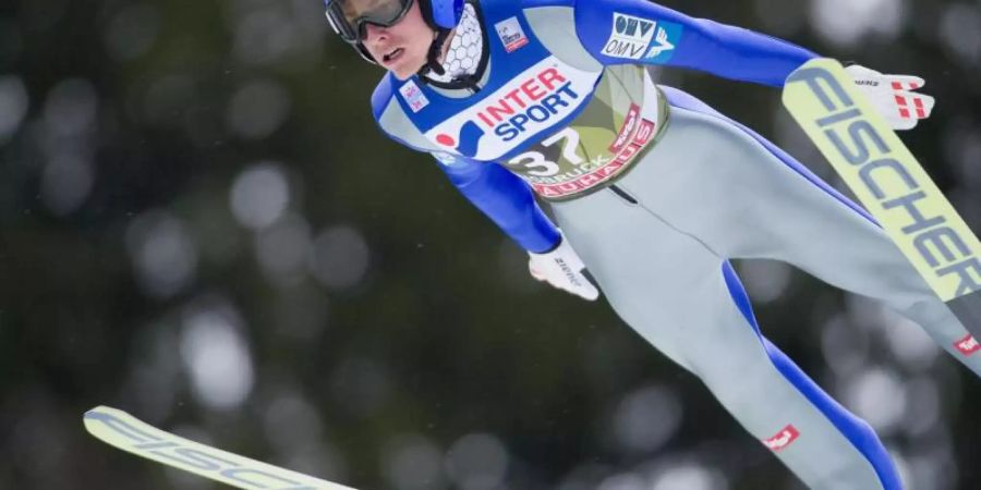 Gregor Schlierenzauer ist diesen Winter noch nicht über einen zwölften Platz hinausgekommen. Foto: Georg Hochmuth/APA