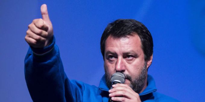 Vor Europawahl - Salvinis Lega liegt in Italien vorn